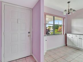7650 Tahiti Lane 102, Lake Worth FL 33467