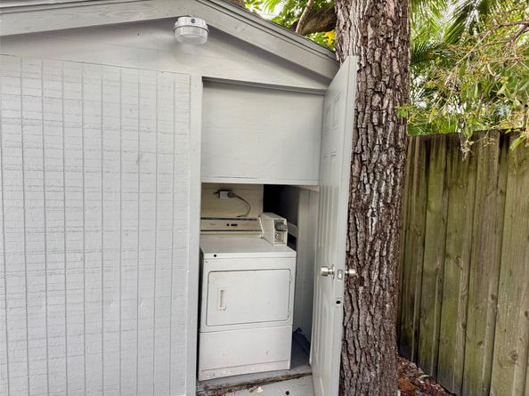 1507 NE 5TH Ave, Fort Lauderdale FL 33304