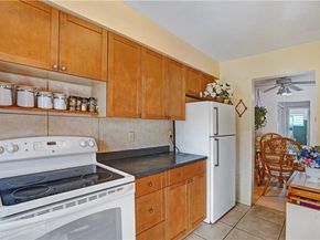 160 NE 8th Ave 4A, Hallandale Beach FL 33009