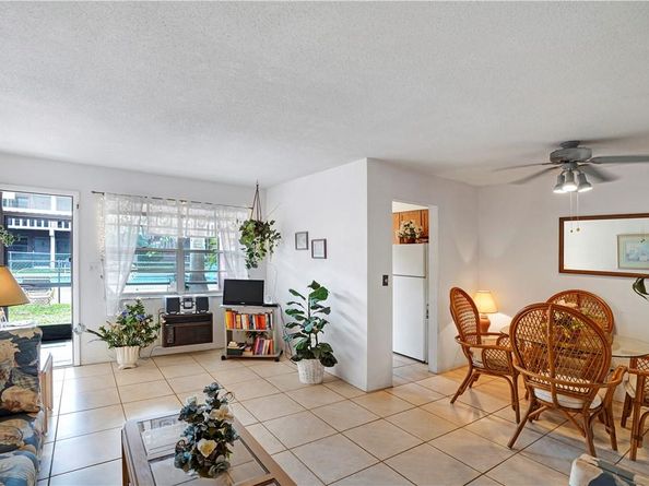 160 NE 8th Ave 4A, Hallandale Beach FL 33009