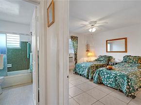 160 NE 8th Ave 4A, Hallandale Beach FL 33009