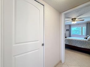 4270 NW 40th St 205, Lauderdale Lakes FL 33319
