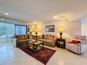 4270 NW 40th St 205, Lauderdale Lakes FL 33319