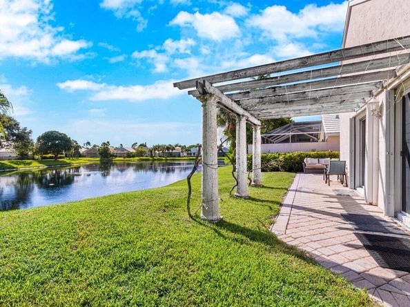 9023 Baybury Lane, West Palm Beach FL 33411