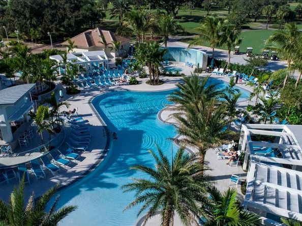 15 Southport Lane E, Boynton Beach FL 33436