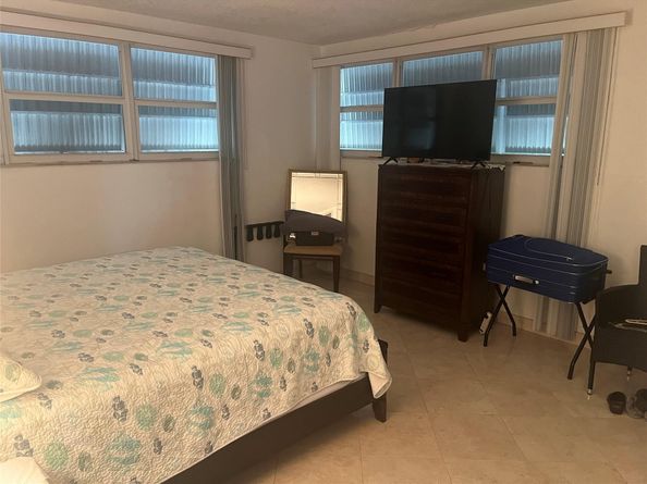 1333 E Hallandale Beach Blvd 401, Hallandale Beach FL 33009