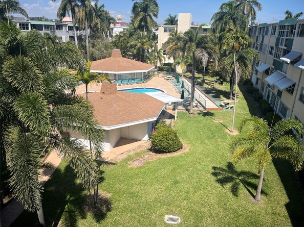 1333 E Hallandale Beach Blvd 401, Hallandale Beach FL 33009