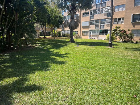 1333 E Hallandale Beach Blvd 401, Hallandale Beach FL 33009