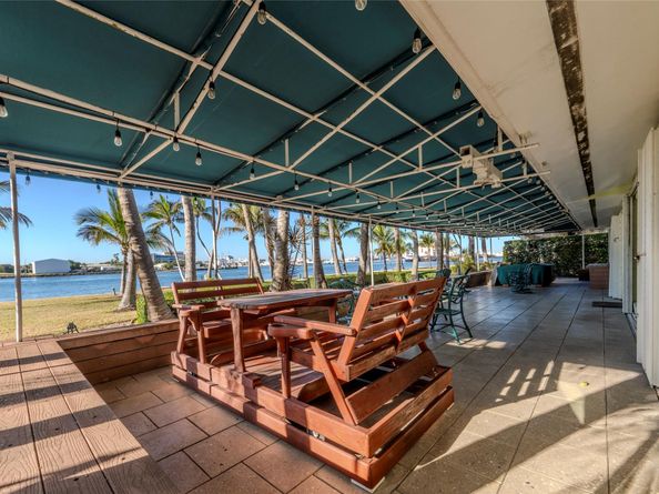 2608 Inlet Dr, Fort Lauderdale FL 33316