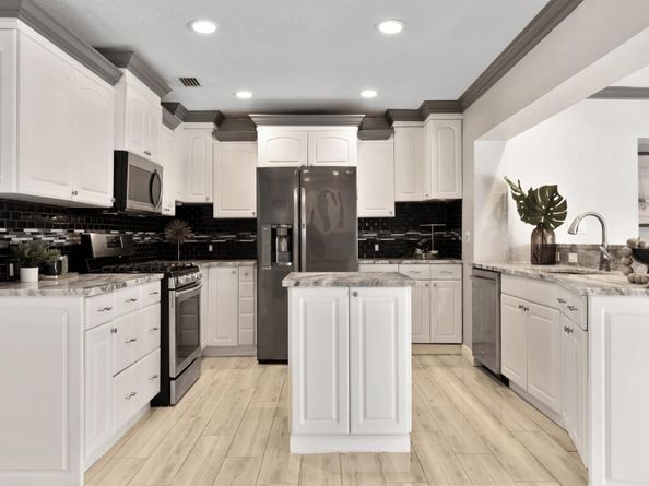1351 SE 7 Avenue, Pompano Beach FL 33060