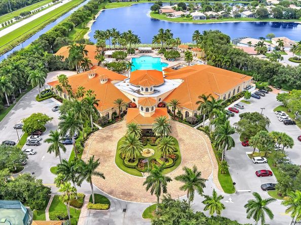 9989 Torino Drive, Lake Worth FL 33467