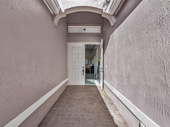 9989 Torino Drive, Lake Worth FL 33467