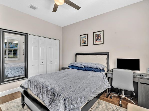 9989 Torino Drive, Lake Worth FL 33467