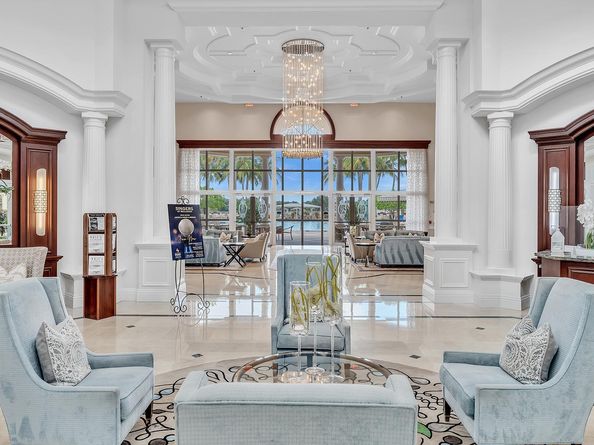 9989 Torino Drive, Lake Worth FL 33467