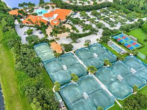 9989 Torino Drive, Lake Worth FL 33467