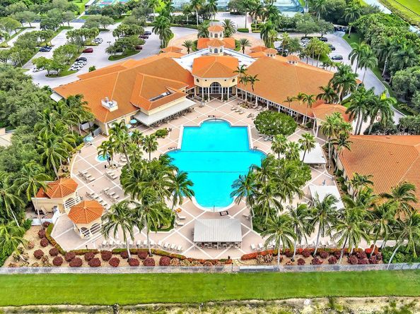 9989 Torino Drive, Lake Worth FL 33467