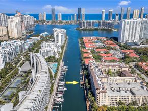 3001 NE 185th St 111, Aventura FL 33180