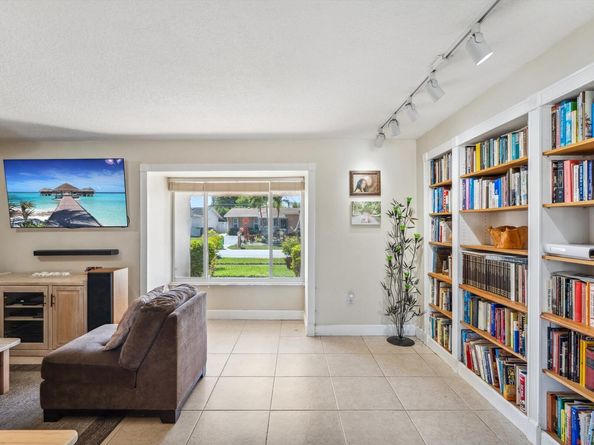 11455 NW 41st Street, Sunrise FL 33323