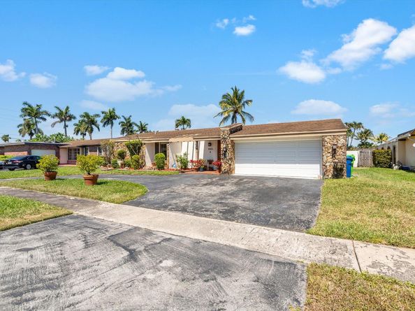 11455 NW 41st Street, Sunrise FL 33323