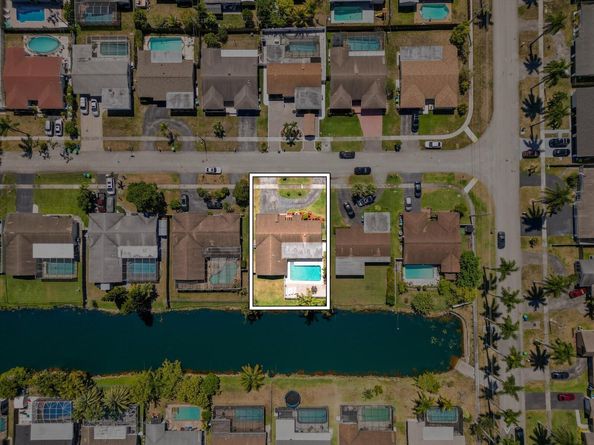 11455 NW 41st Street, Sunrise FL 33323