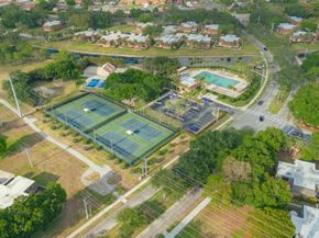 2604 26th Way, West Palm Beach FL 33407