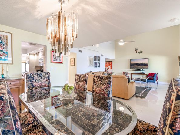 105 Saint Andrews Rd 105, Hollywood FL 33021