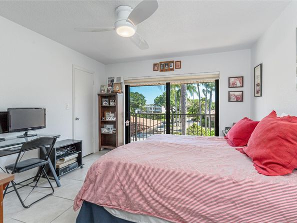 105 Saint Andrews Rd 105, Hollywood FL 33021