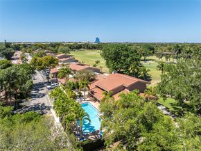 105 Saint Andrews Rd 105, Hollywood FL 33021