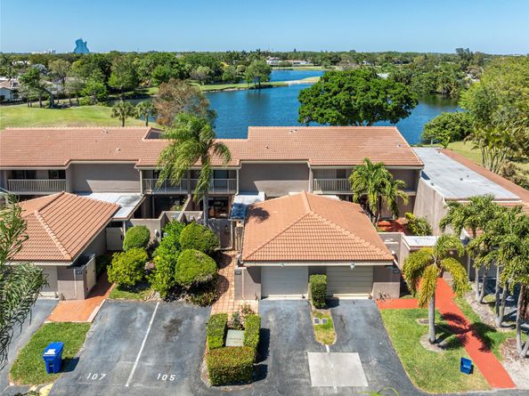 105 Saint Andrews Rd 105, Hollywood FL 33021