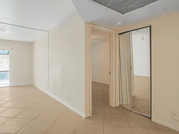101 E Mcnab Rd 112, Pompano Beach FL 33060