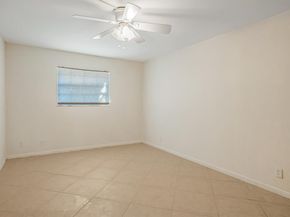 101 E Mcnab Rd 112, Pompano Beach FL 33060