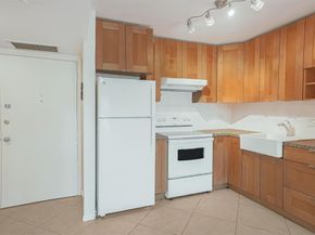 101 E Mcnab Rd 112, Pompano Beach FL 33060