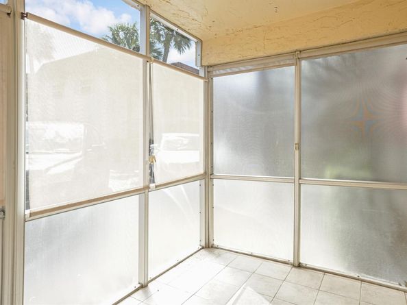 101 E Mcnab Rd 112, Pompano Beach FL 33060