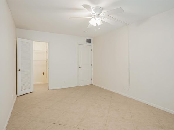 101 E Mcnab Rd 112, Pompano Beach FL 33060