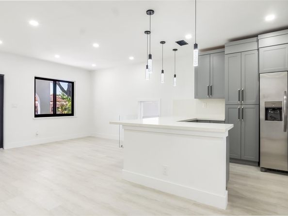 2271 SW 19th Ter, Miami FL 33145