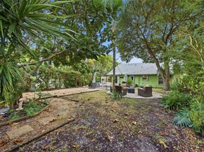 117 S Palmway, Lake Worth Beach FL 33460