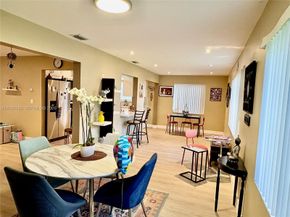 8225 NW 12th Court, Plantation FL 33322