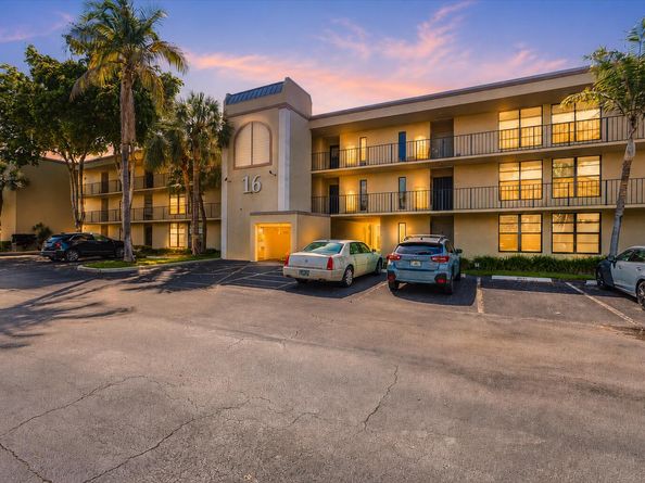 16 Royal Palm Way 205, Boca Raton FL 33432