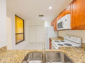 7520 La Paz Boulevard 104, Boca Raton FL 33433