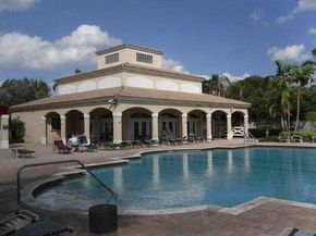 4925 Egret Court, Coconut Creek FL 33073