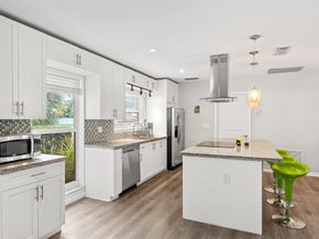 113 Park Lane E, Hypoluxo FL 33462