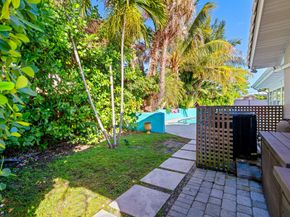 113 Park Lane E, Hypoluxo FL 33462