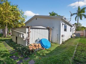 225 S Sequoia Drive, West Palm Beach FL 33409