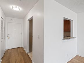 1830 Dixieanna St 404, Hollywood FL 33020