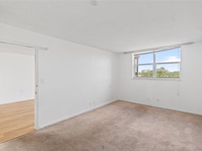 1830 Dixieanna St 404, Hollywood FL 33020