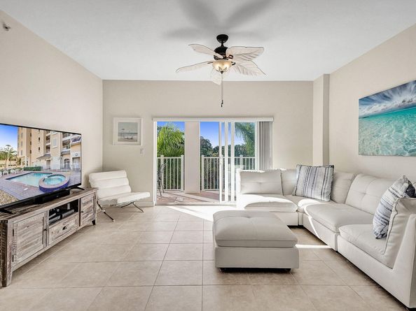 1931 NE 2nd Street 302, Deerfield Beach FL 33441