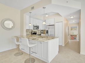 1931 NE 2nd Street 302, Deerfield Beach FL 33441