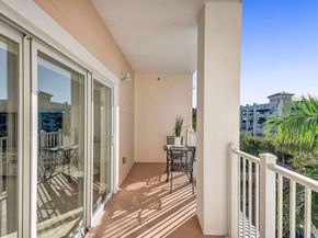 1931 NE 2nd Street 302, Deerfield Beach FL 33441