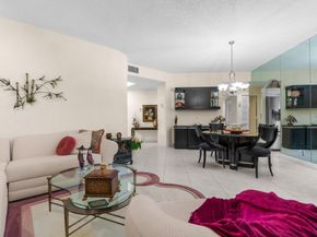 7546 La Paz Blvd 405, Boca Raton FL 33433