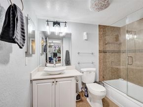 8740 Azalea Ct 102, Tamarac FL 33321